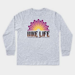 Bike Life legend with half back bycicle cassette and bike chain lines. Kids Long Sleeve T-Shirt